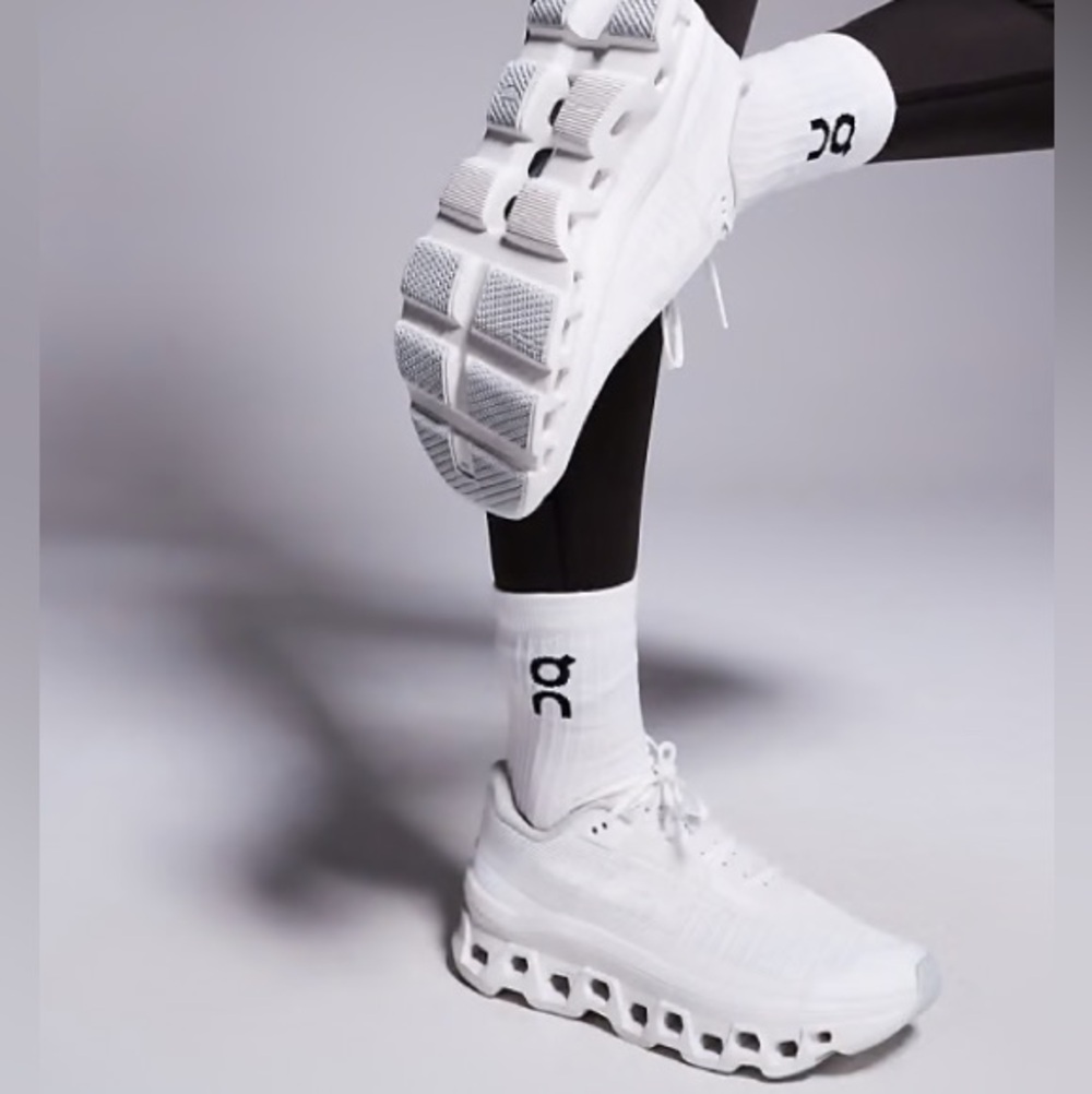 ON | Cloudmonster Void | White/White | 7.5
